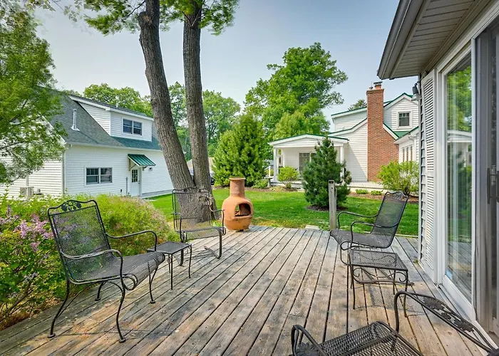 'Summer Place' A Vibrant Rental On Lake Huron